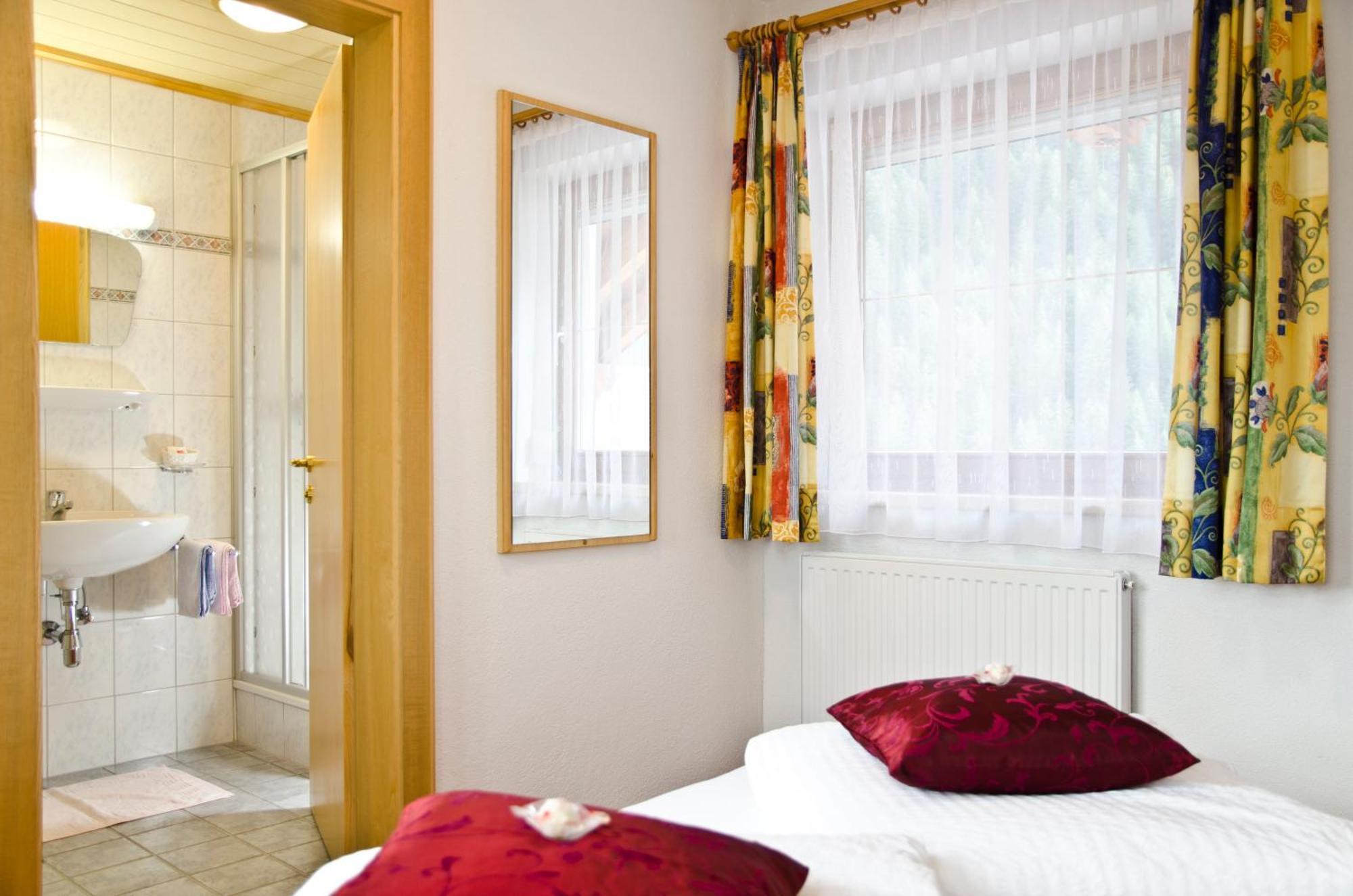 Apart Garni Wiesenhof Kappl  Zimmer foto